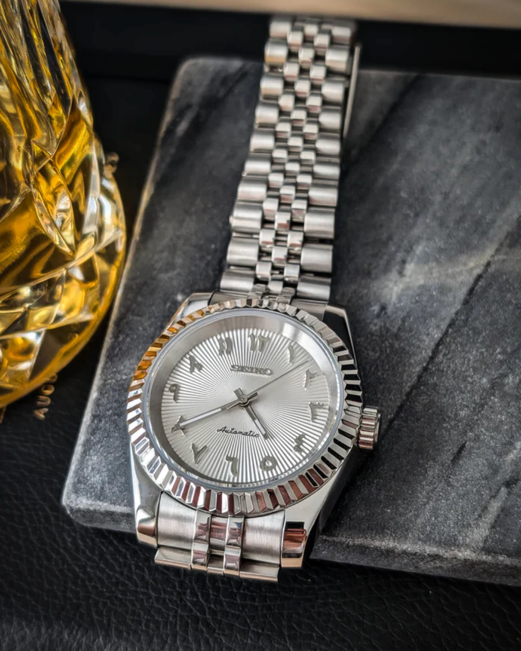 SEIKOJUST FLUTED | ARABIC WHITE