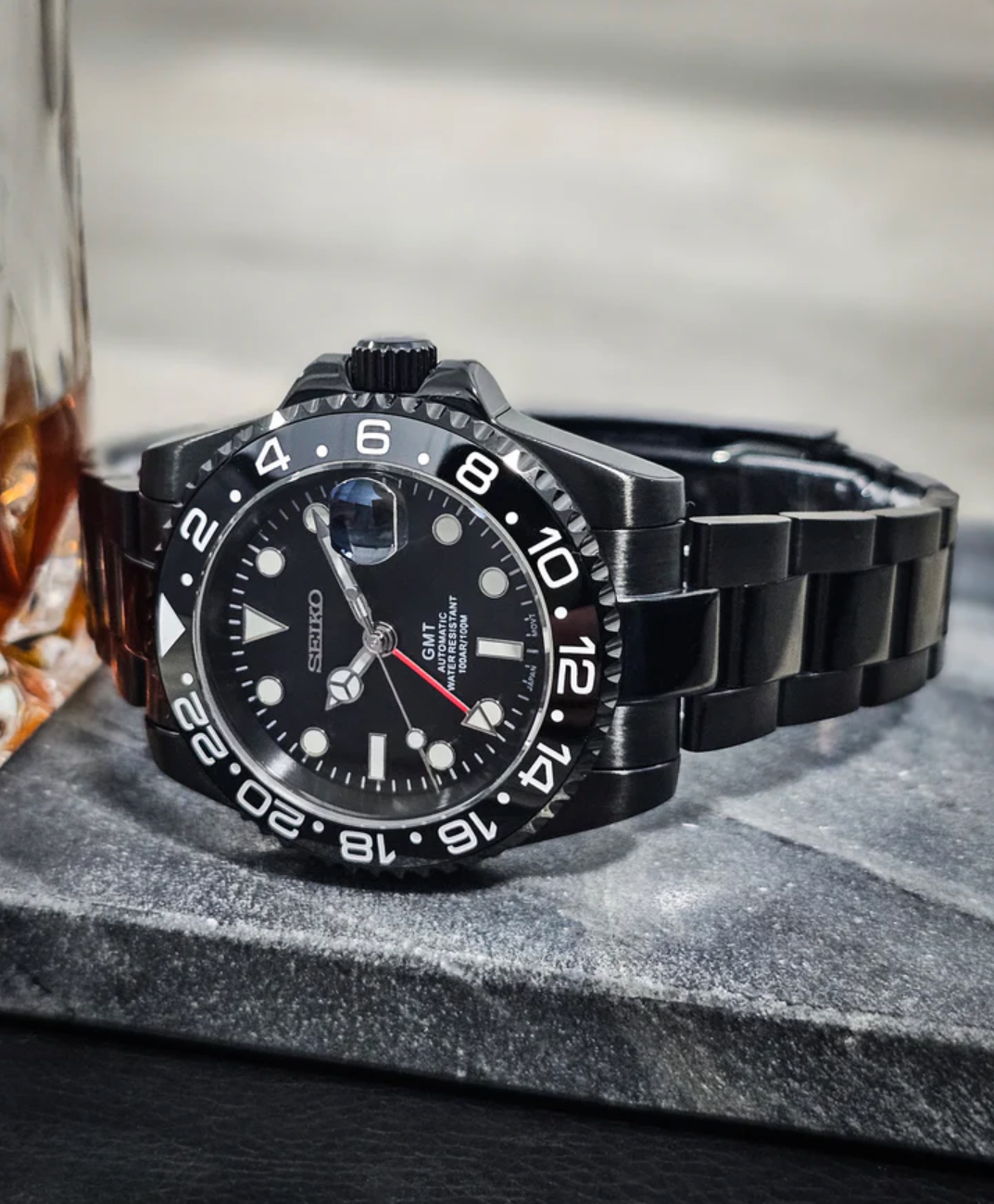 SEIKOGMT | STEALTH REDSTRIKE