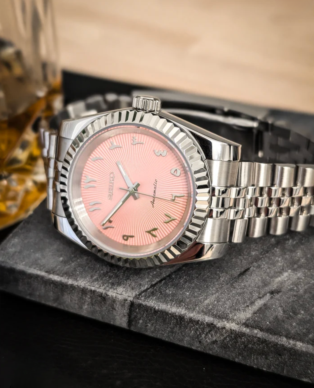 SEIKOJUST FLUTED | ARABIC PINK