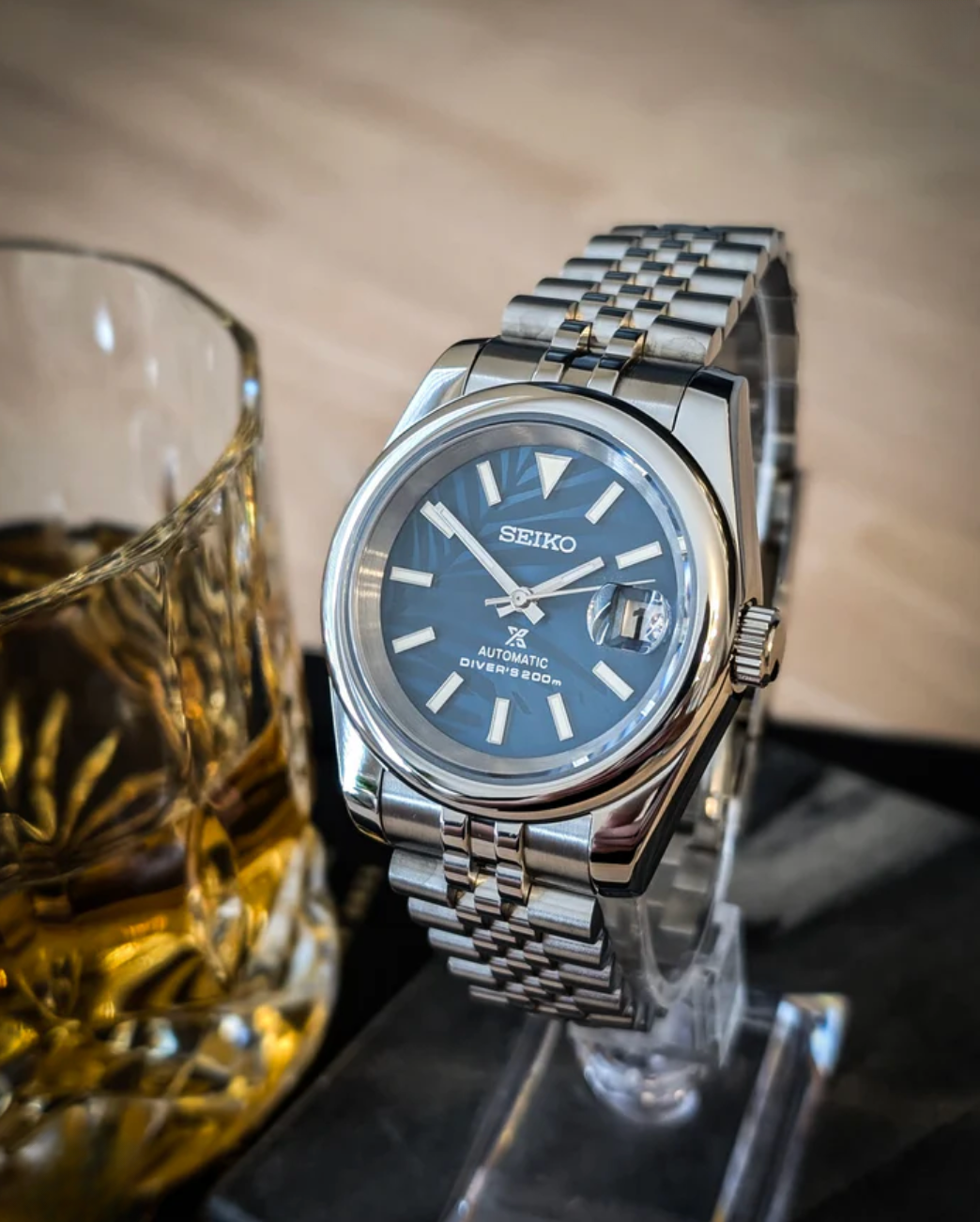 SEIKOJUST FLUTED | PALM LEAVES BLUE