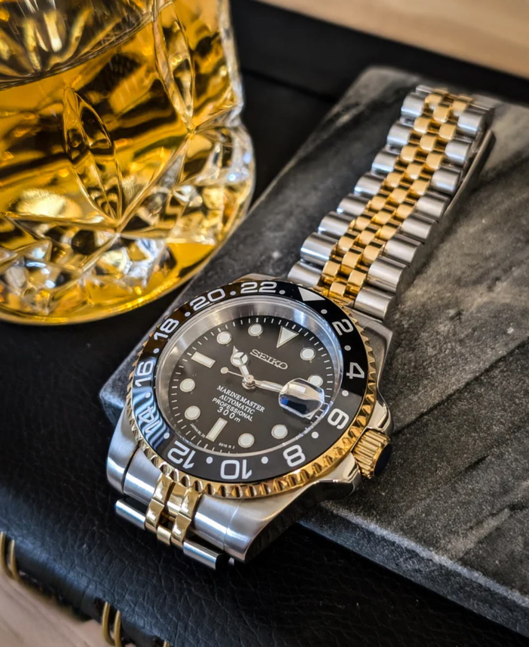 SEIKOSUB 24H | TWOTONE BLACK